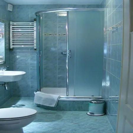 Pensjonat Rezydencja Parkowa *