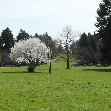Habitación en casa particular Pensjonat Rezydencja Parkowa